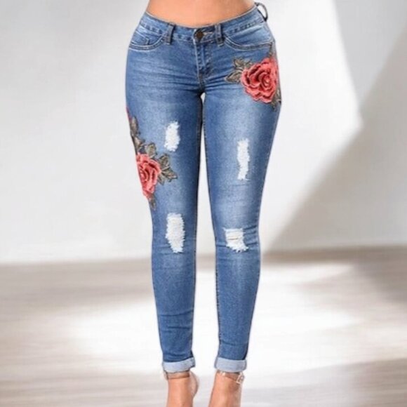 Rose Print Women Blue Jeans - Picture 1 of 7